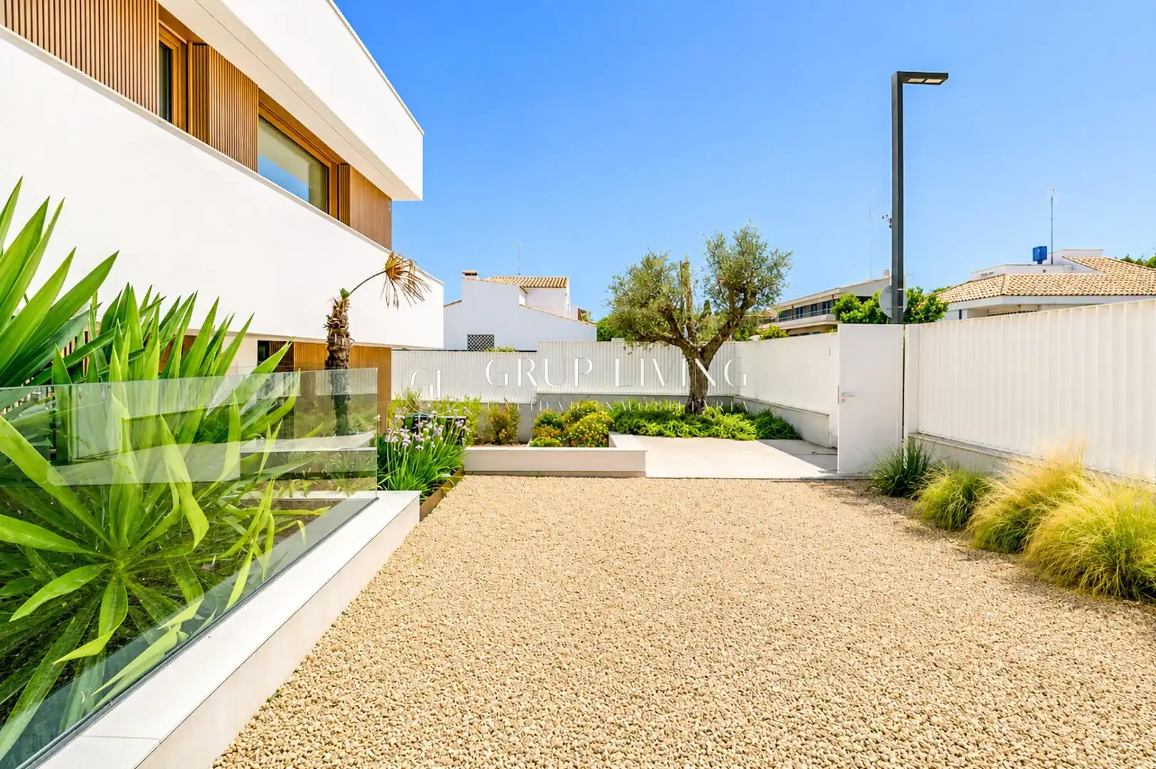 Außenansicht von Haus oder Chalet zur Miete in Sitges mit Klimaanlage, Heizung und Privatgarten