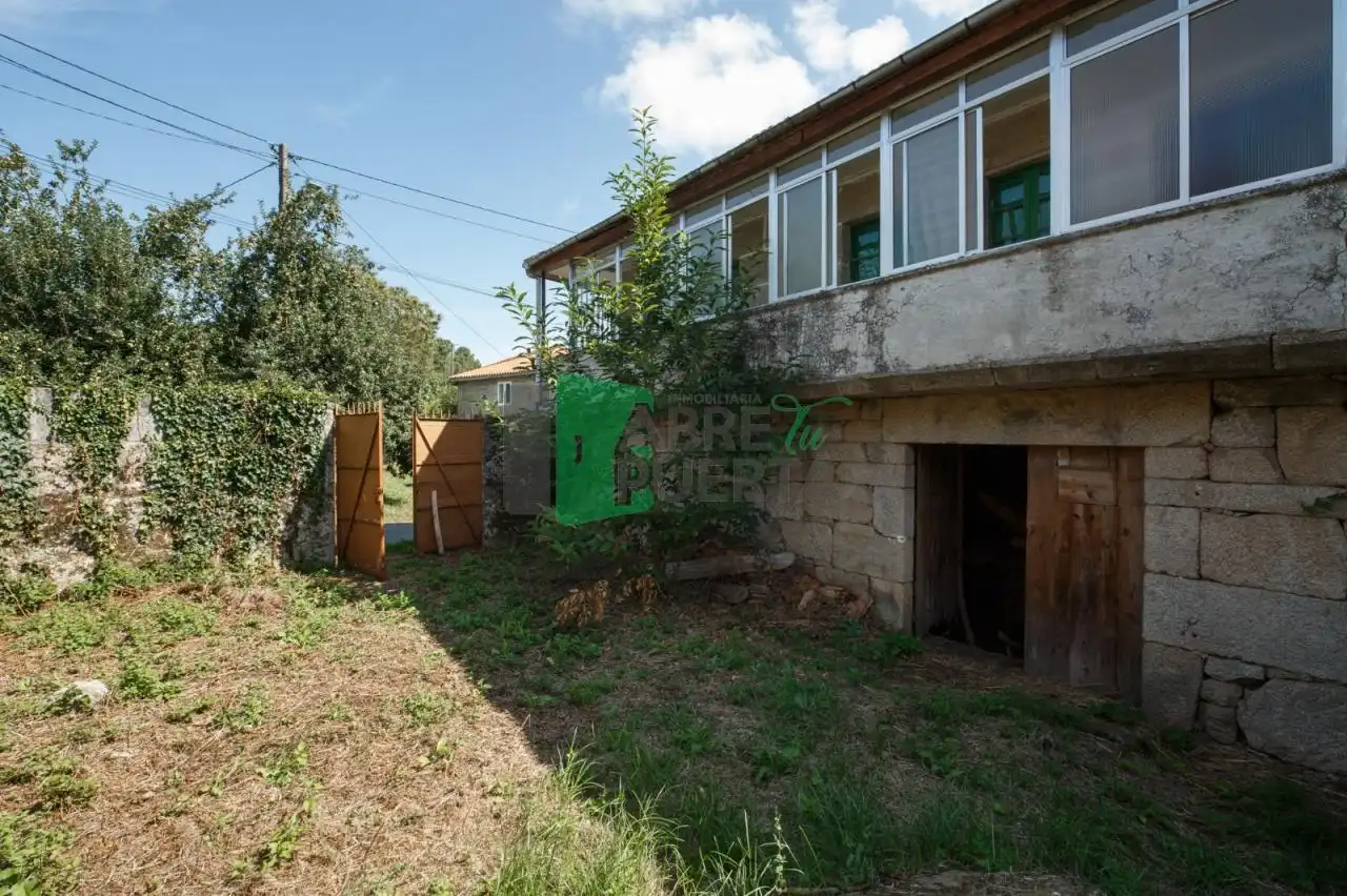 Casa amb terrassa en venda a Amoeiro, imagen 8