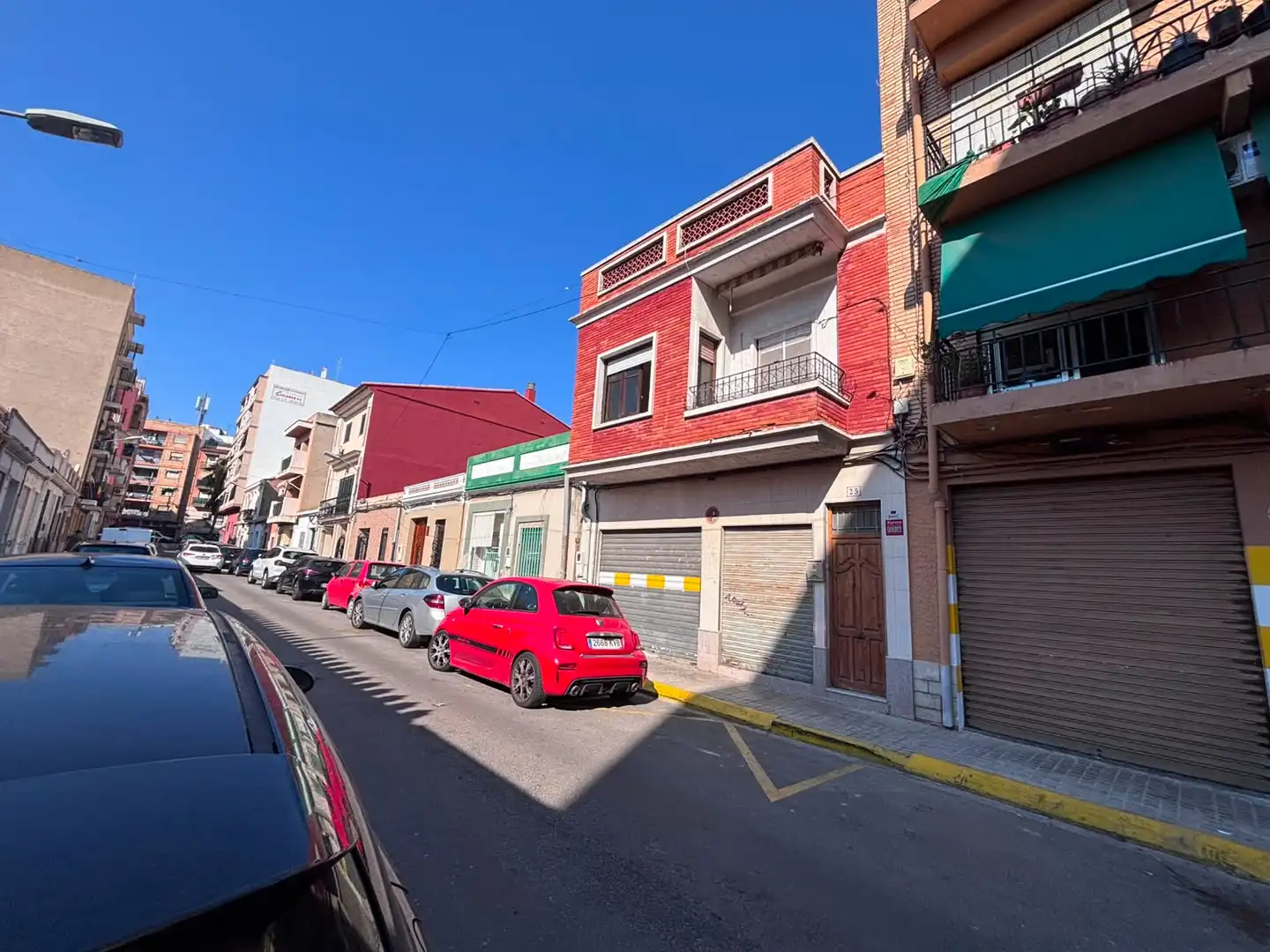 Vista exterior de Casa o xalet en venda en Burjassot amb Terrassa i Balcó
