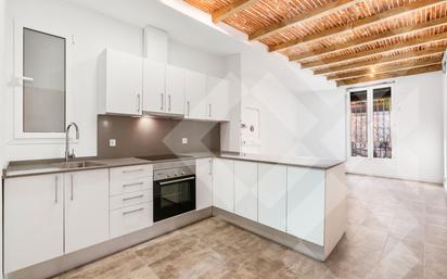 Kitchen of Flat for sale in  Barcelona Capital  with Air Conditioner, Heating and Terrace