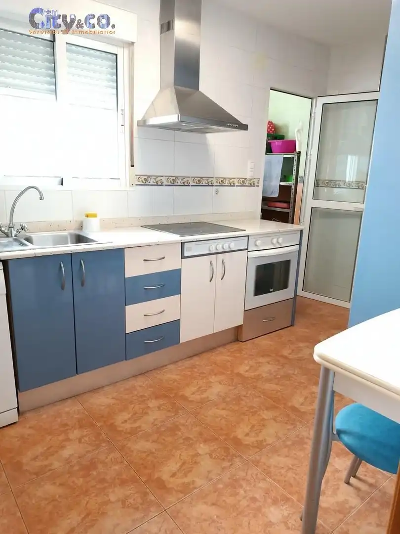 Piso con terraza en venta en Casco Urbano, imagen 5