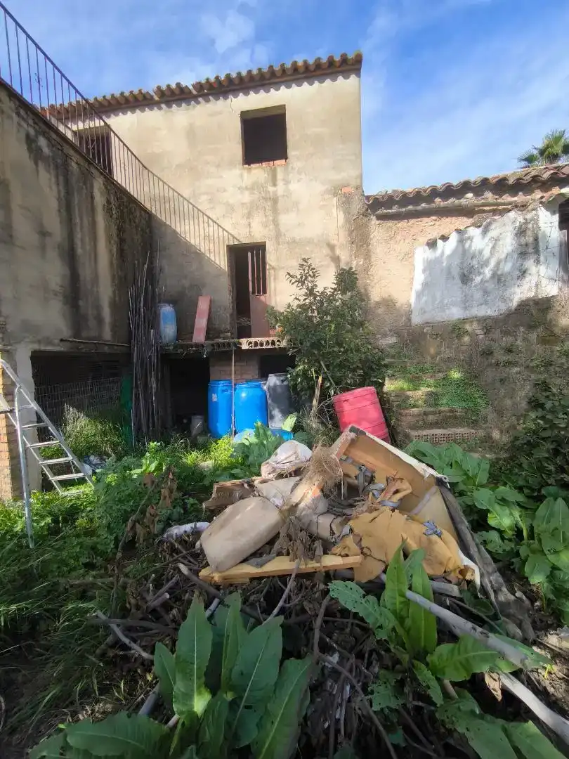 Casa adosada en venda en Corteconcepción amb Jardí privat