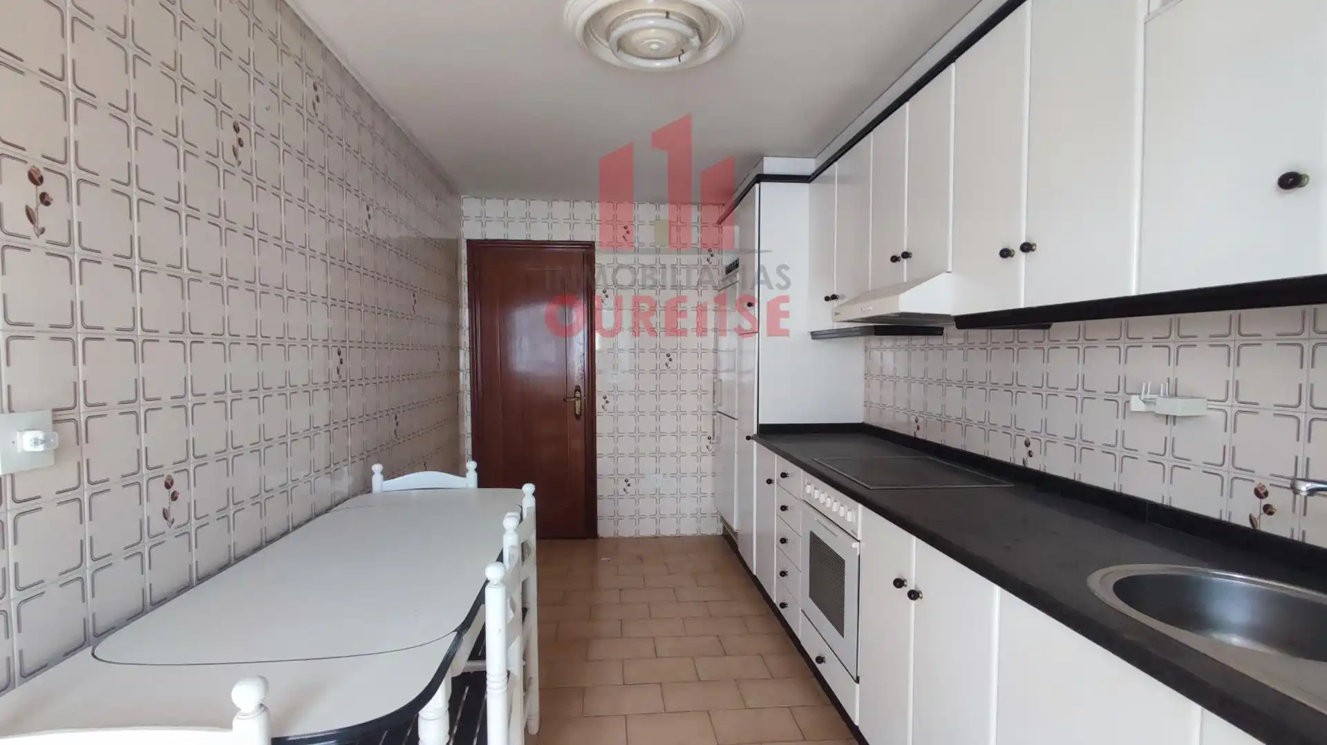 Cocina de Piso en venta en Barbadás con Trastero y Amueblado