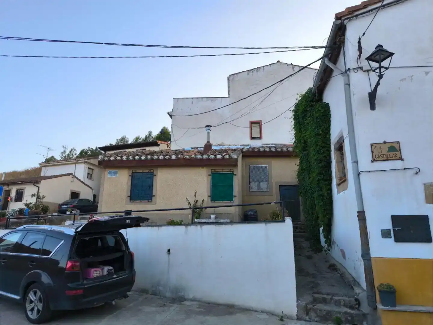 Vista exterior de Pis en venda en Baños de Rioja amb Jardí privat i Traster