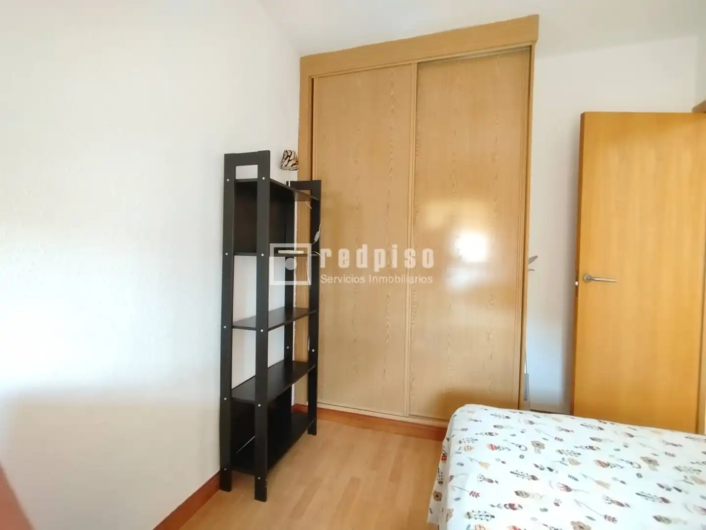 Schlafzimmer von Wohnung zur Miete in Sevilla mit Klimaanlage, Parkett und Terrasse
