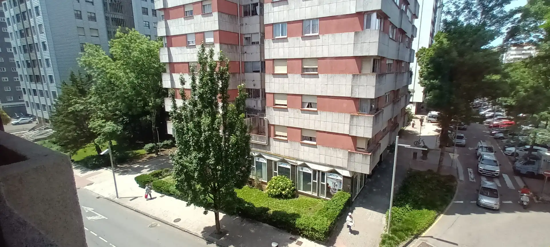 Außenansicht von Wohnung zum Verkauf in Pontevedra Capital  mit Heizung und Abstellraum