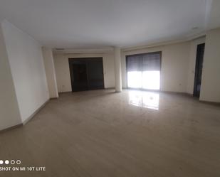 Flat for sale in Elche / Elx  with Air Conditioner and Balcony