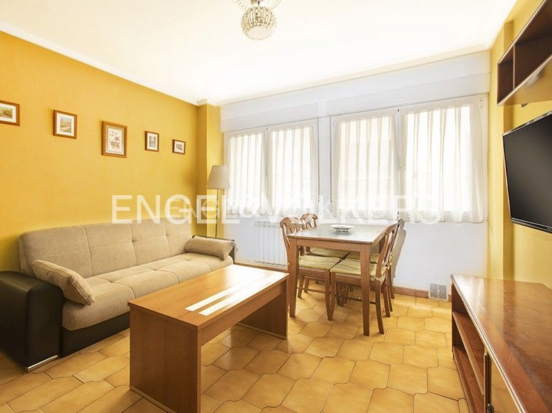 Living room of Apartment for sale in Gijón   with Heating, Parquet flooring and Storage room