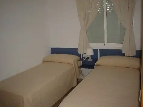 Schlafzimmer von Dachboden zur Miete in Xeraco mit Terrasse, Möbliert und Ofen