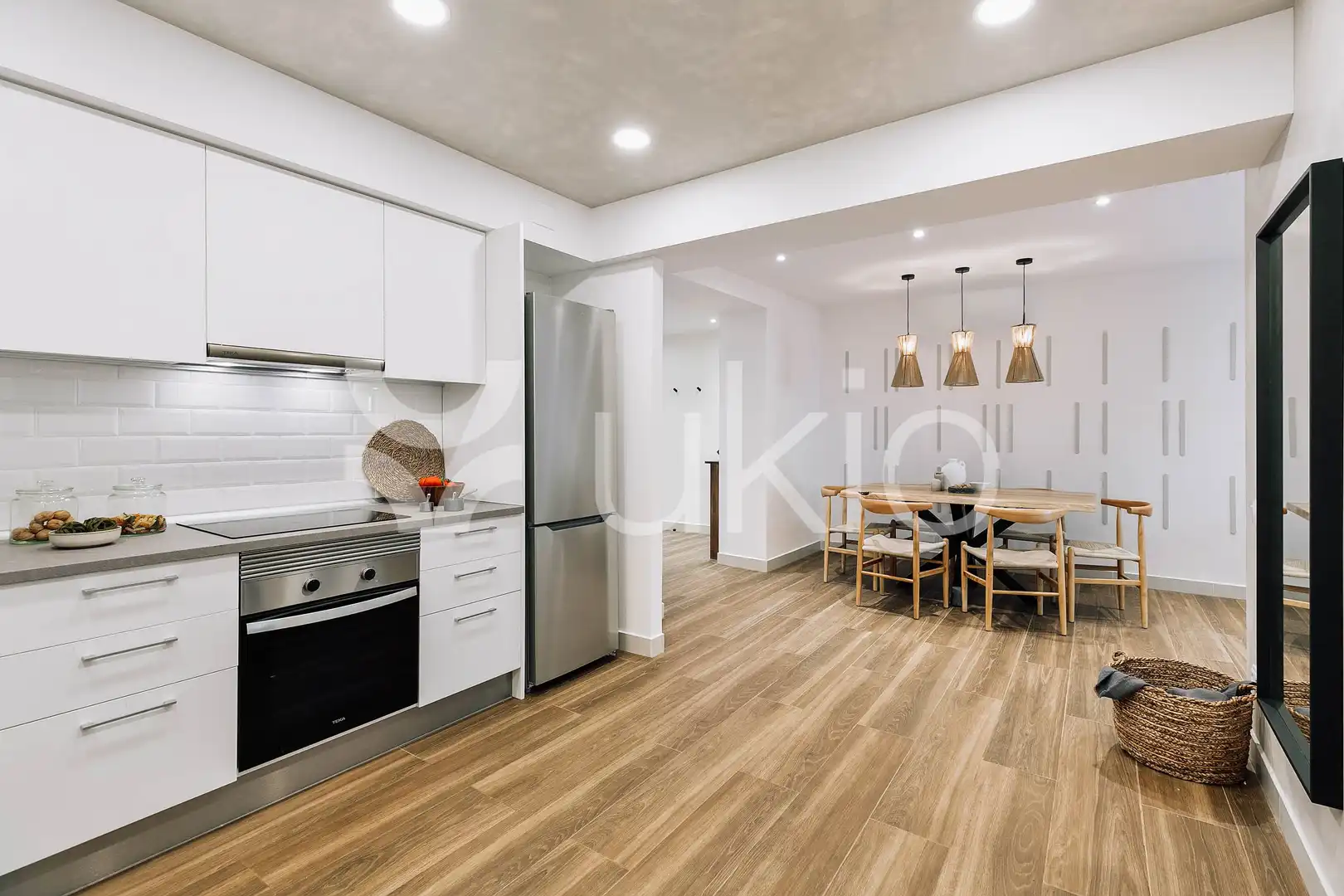 Cocina de Apartamento de alquiler en Barcelona con Aire acondicionado, Amueblado y Horno