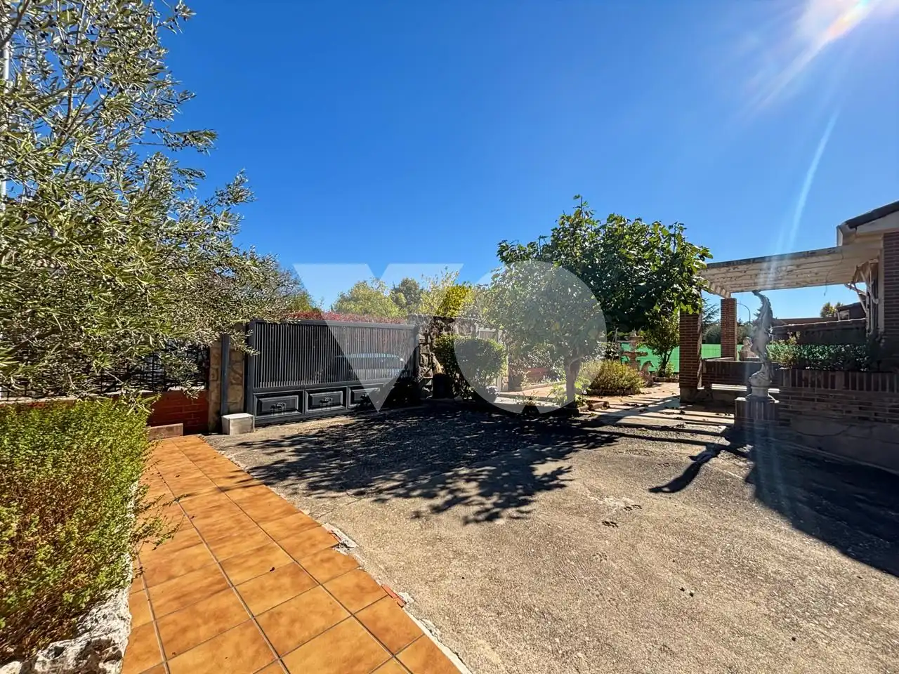 Vista exterior de Casa o xalet en venda en Galapagar amb Calefacció, Jardí privat i Terrassa