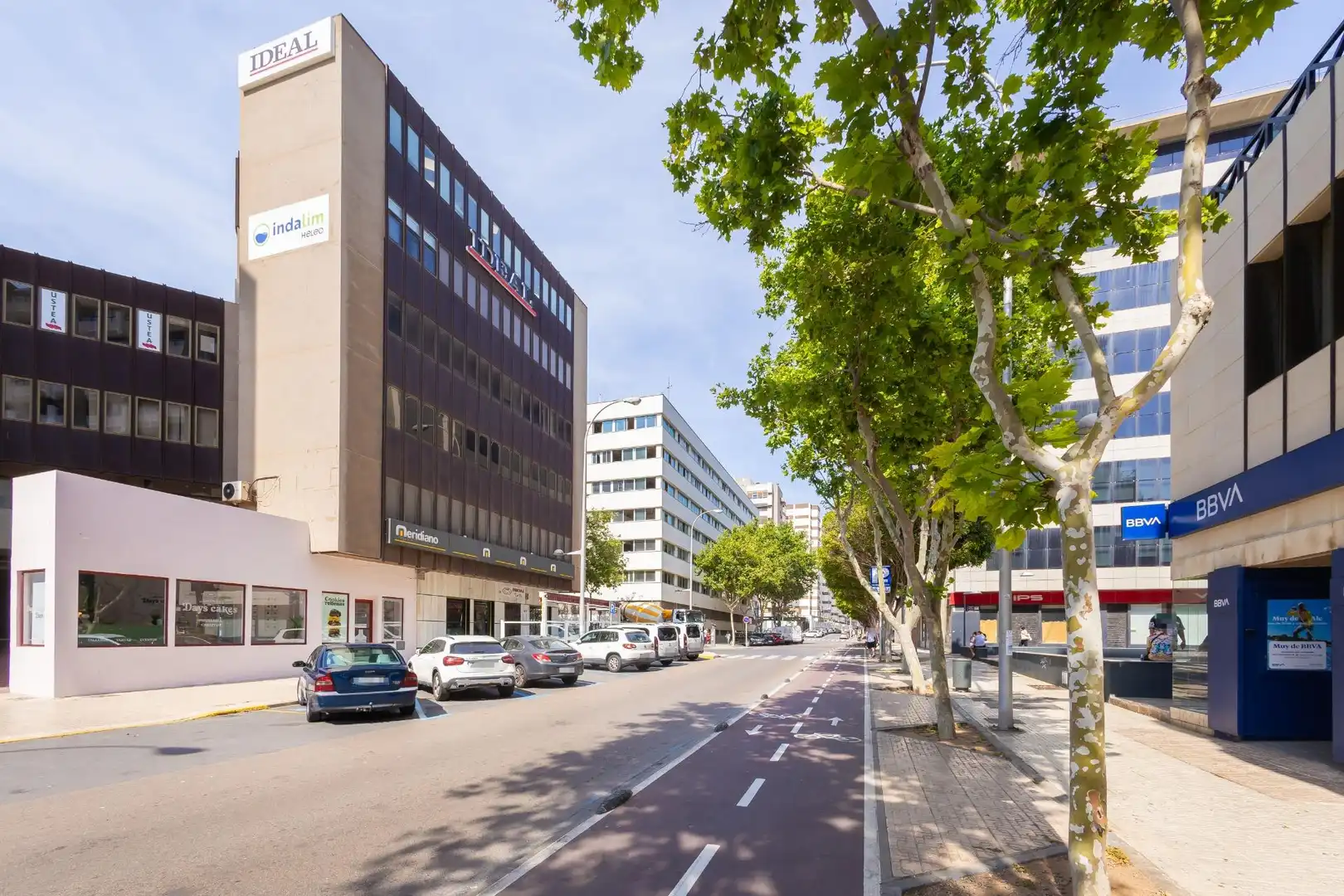 Vista exterior de Piso en venta en Almería con Balcón
