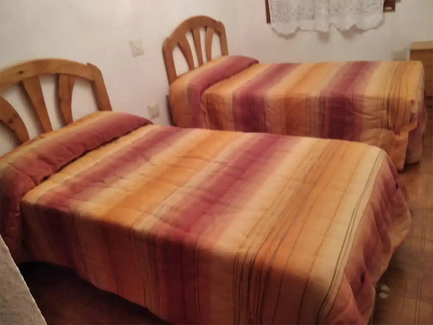 Schlafzimmer von Wohnung zur Miete in Navaluenga mit Möbliert, Ofen und Waschmaschine