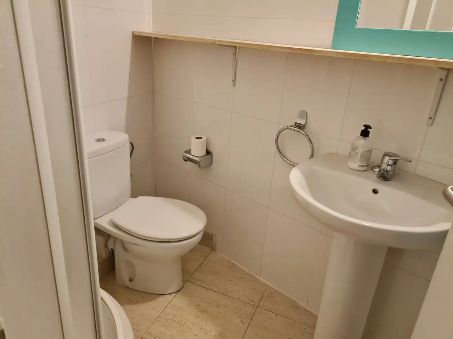 Baño de Piso de alquiler en Girona con Aire acondicionado, Calefacción y Parquet
