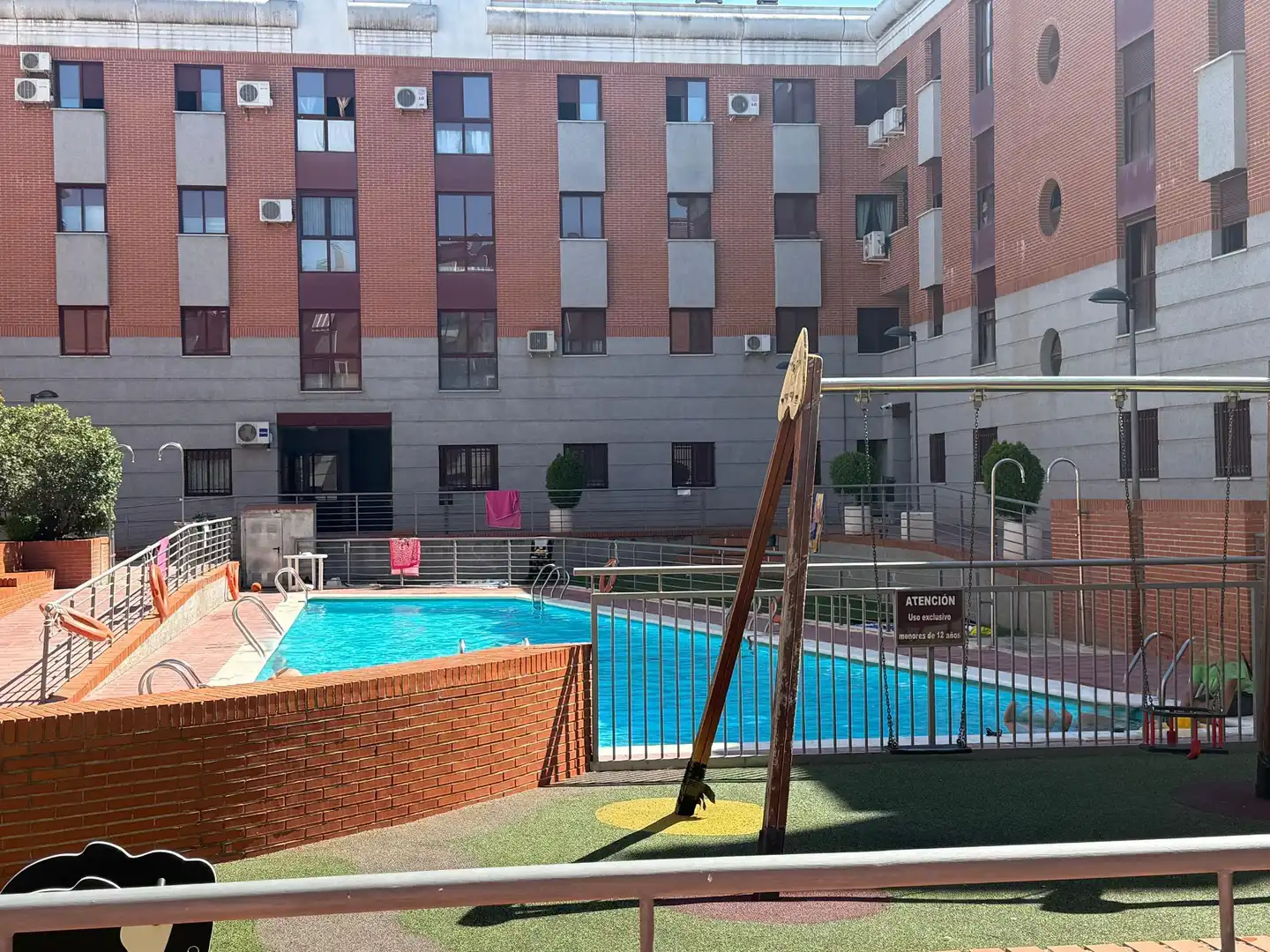 Piscina de Piso en venta en Parla con Aire acondicionado y Calefacción
