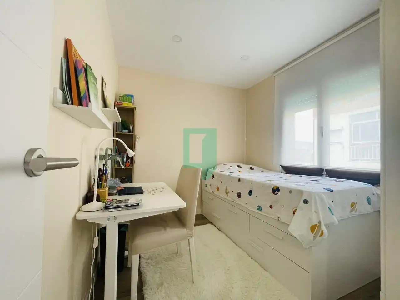 Habitación de Piso en venta en Badalona con Aire acondicionado, Calefacción y Balcón