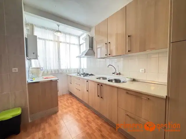 Cocina de Piso en venta en Sevilla con Trastero