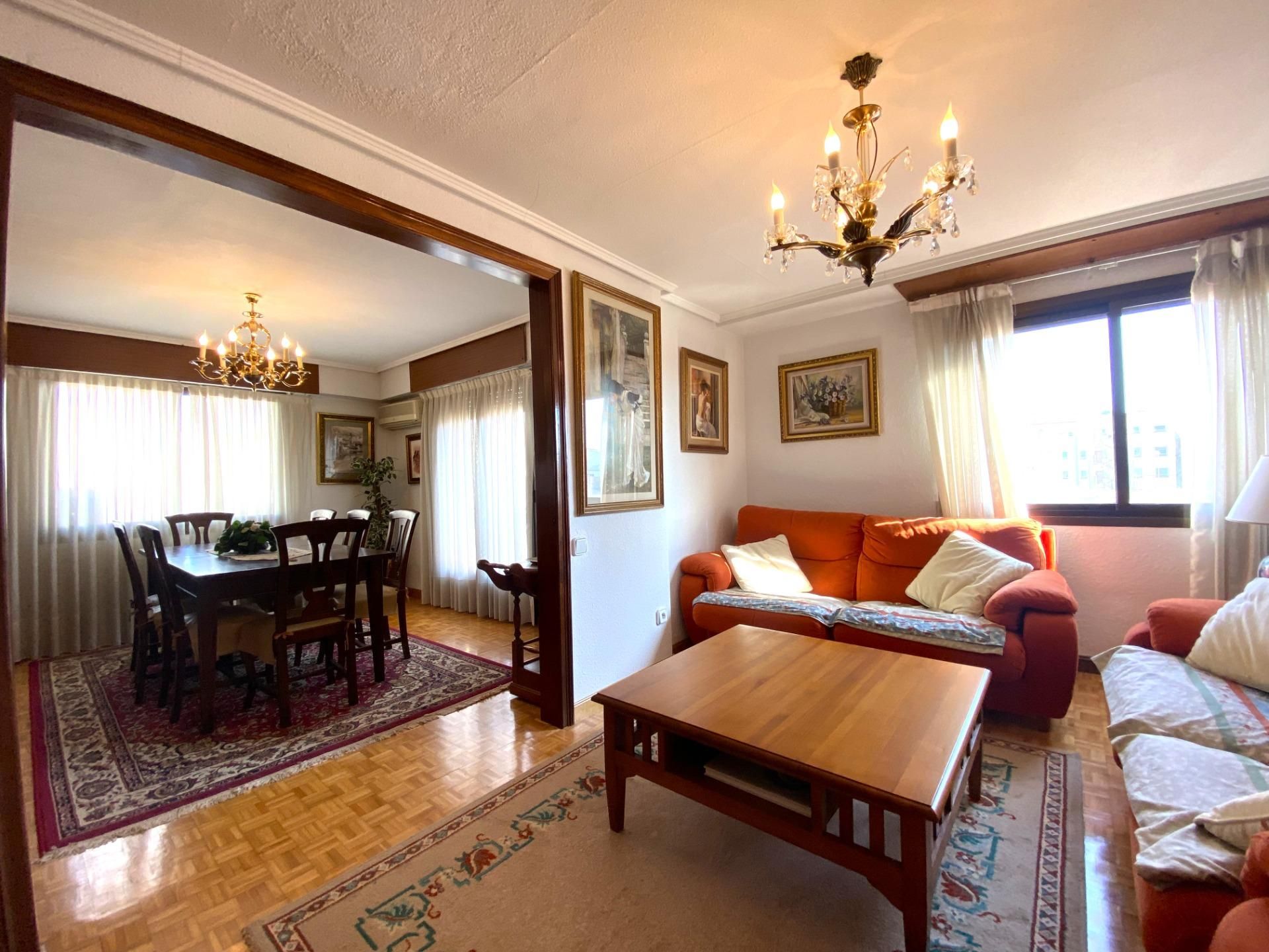 Sala d'estar de Pis de lloguer en Alicante / Alacant amb Aire condicionat, Parquet i Terrassa