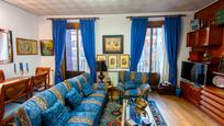 Living room of Flat for sale in  Madrid Capital  with Air Conditioner and Heating