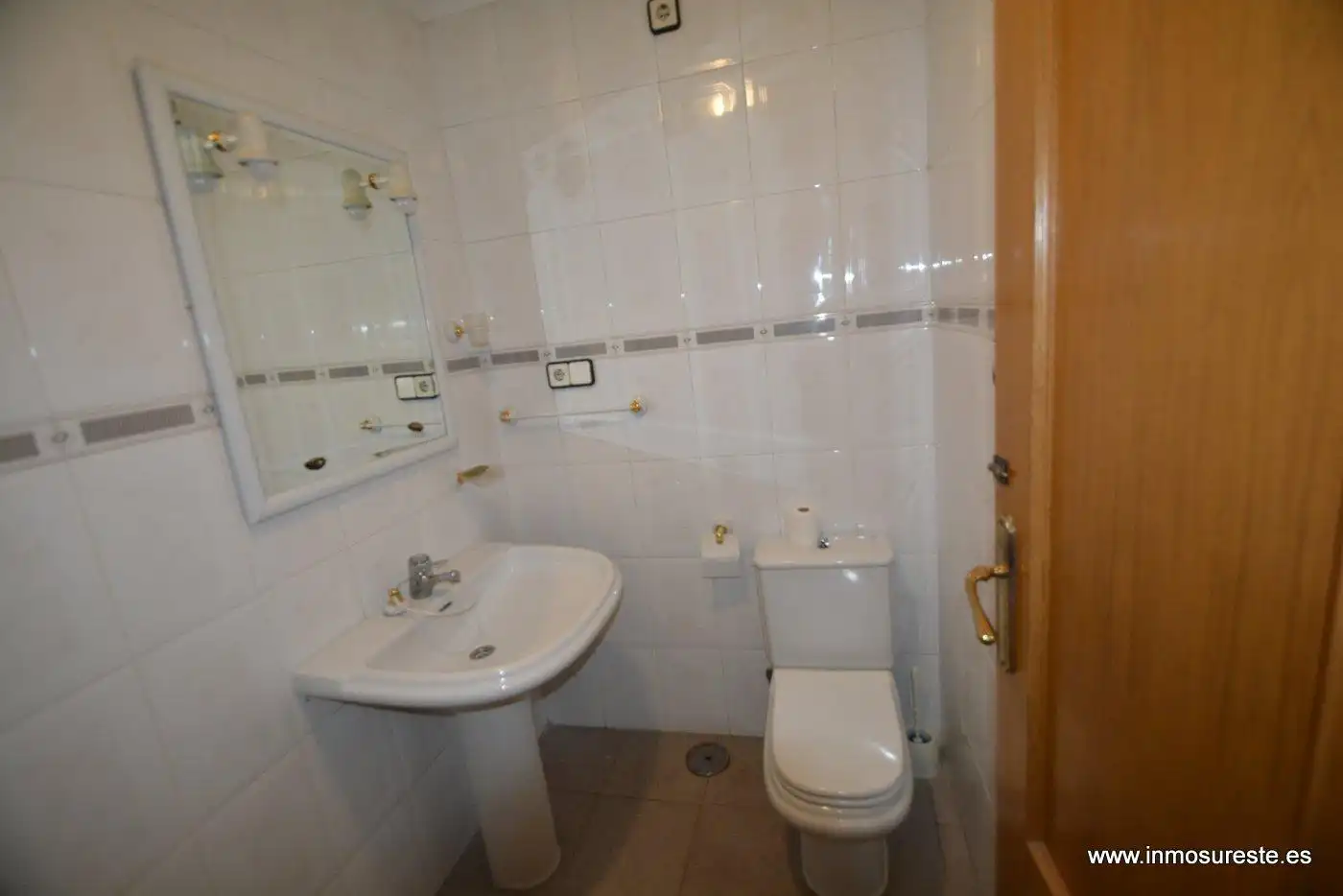 Baño de Piso en venta en Orihuela con Aire acondicionado y Balcón