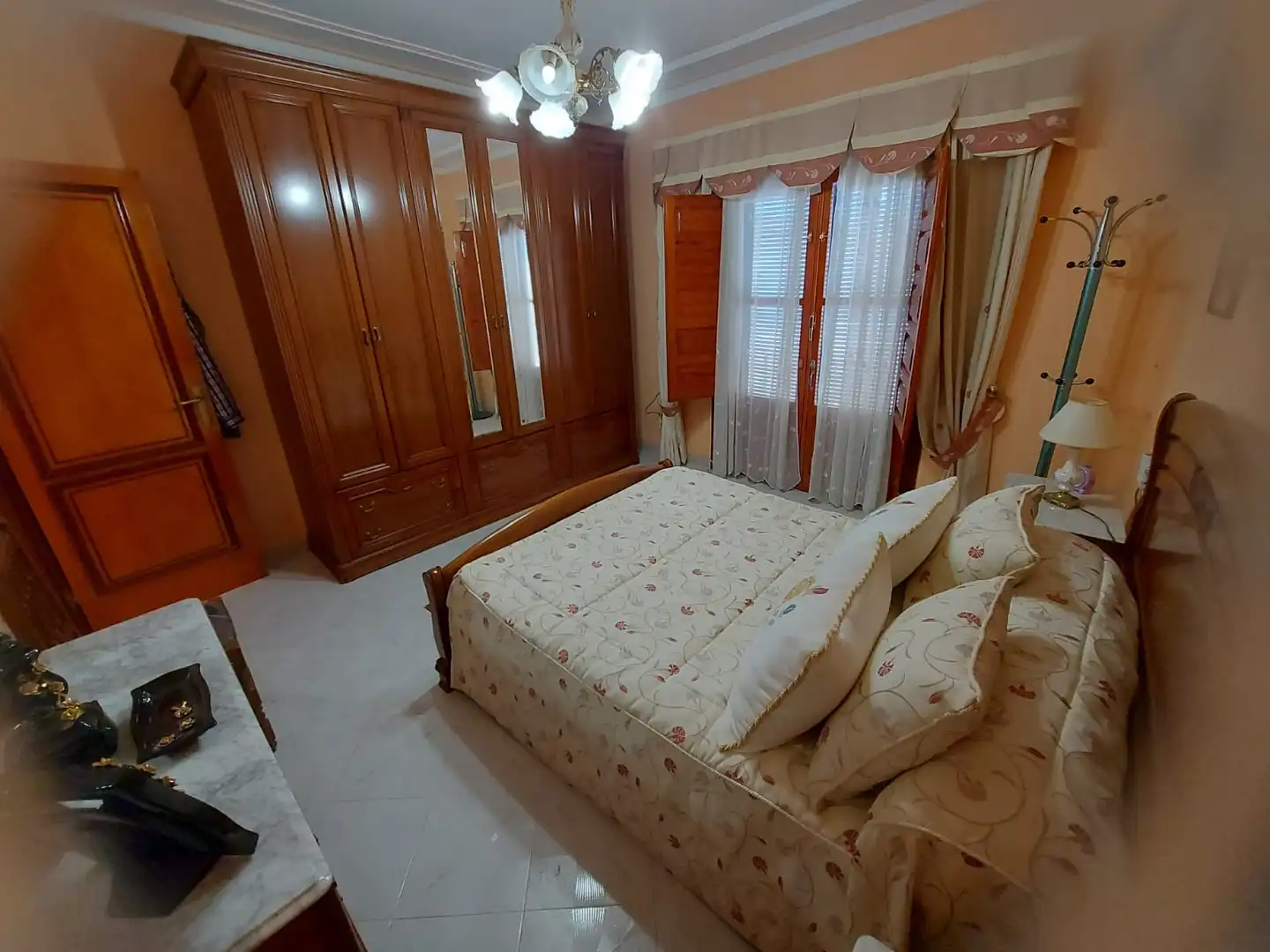 Habitación de Casa o chalet en venta en Úbeda con Trastero, Balcón y Internet