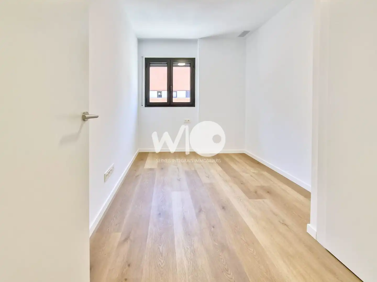 Habitación de Piso de alquiler en Girona con Aire acondicionado, Calefacción y Parquet