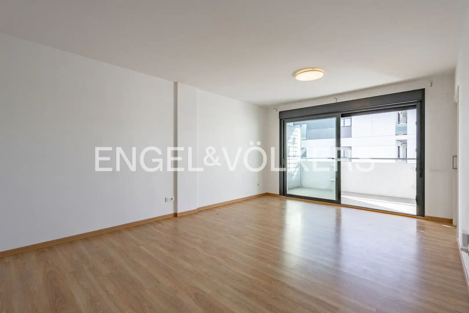 Sala de estar de Piso en venta en Sant Just Desvern con Aire acondicionado, Calefacción y Jardín privado
