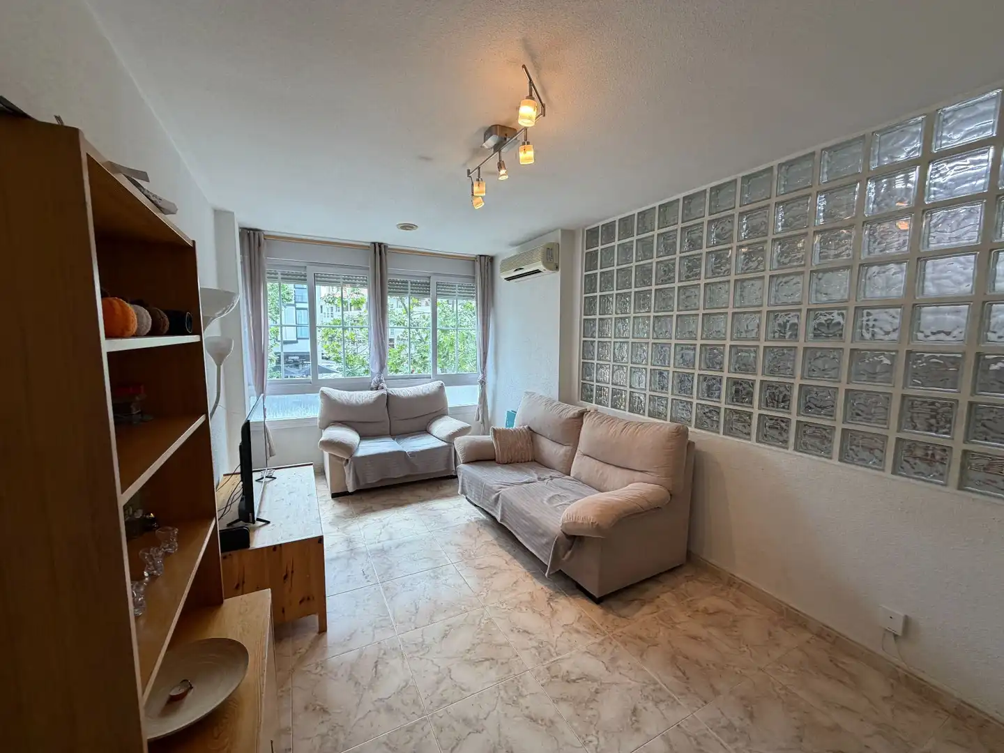 Sala de estar de Piso en venta en Villanueva de la Cañada con Aire acondicionado y Calefacción
