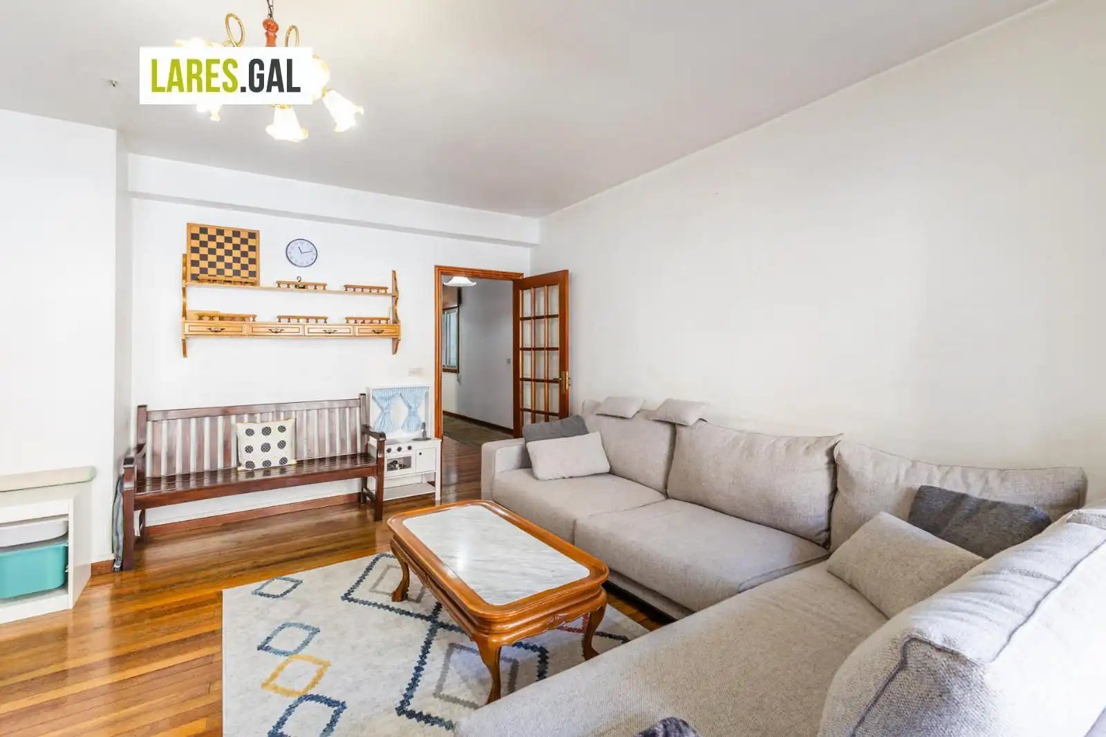 Sala de estar de Piso en venta en Cangas  con Calefacción, Terraza y Trastero