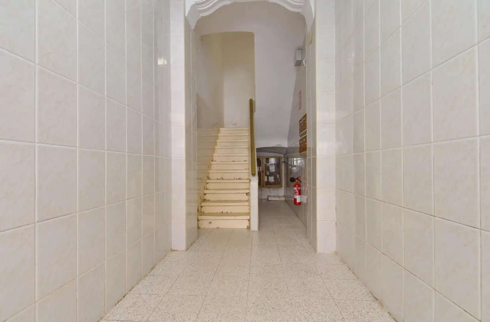 Wohnung zum Verkauf in Albal mit Klimaanlage, Heizung und Balkon