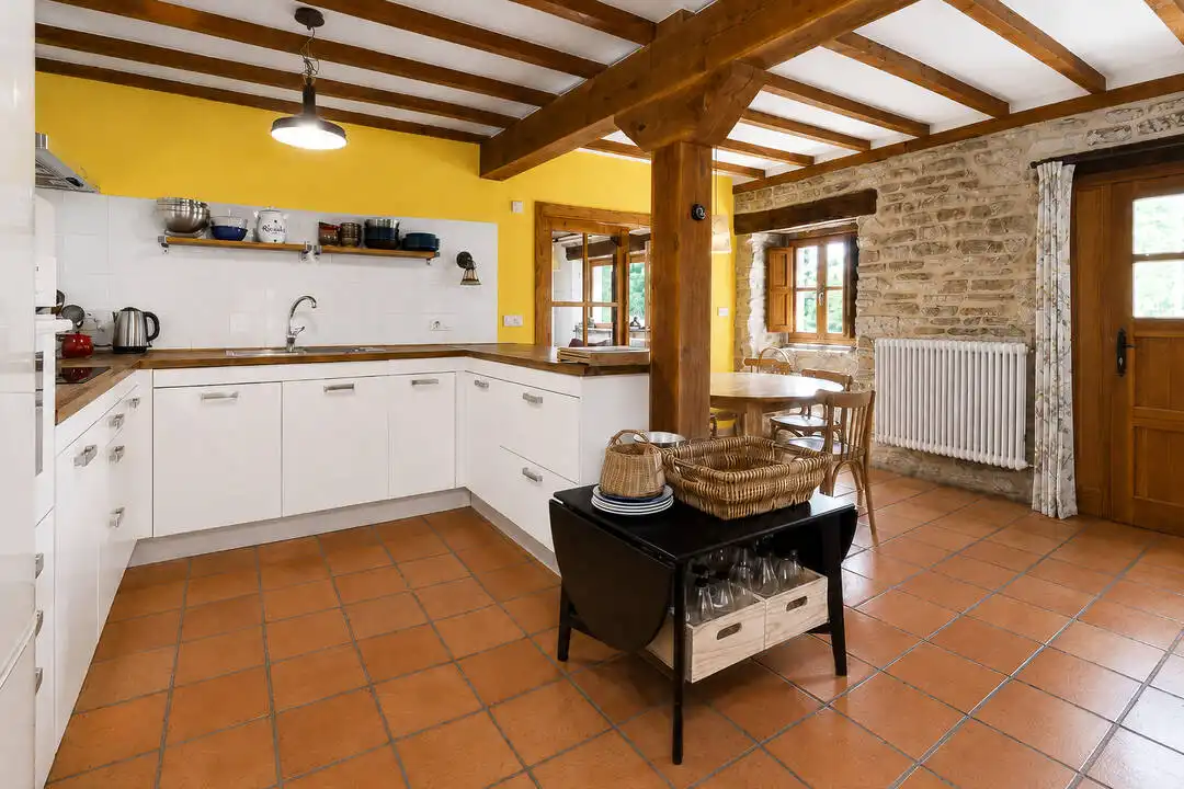 Cocina de Casa o chalet en venta en Ayala / Aiara con Aire acondicionado, Calefacción y Jardín privado