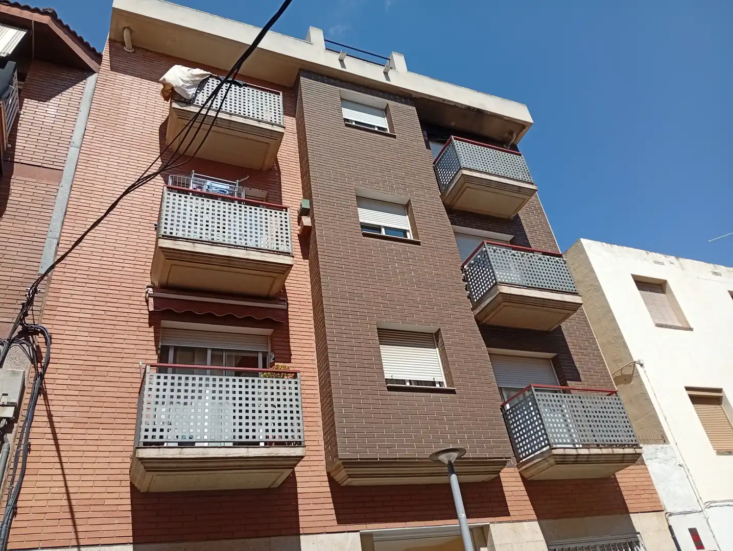 Vista exterior de Pis en venda en Tarragona amb Terrassa i Alarma