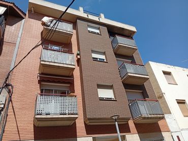 Pis amb ascensor en venda a Carrer Sis