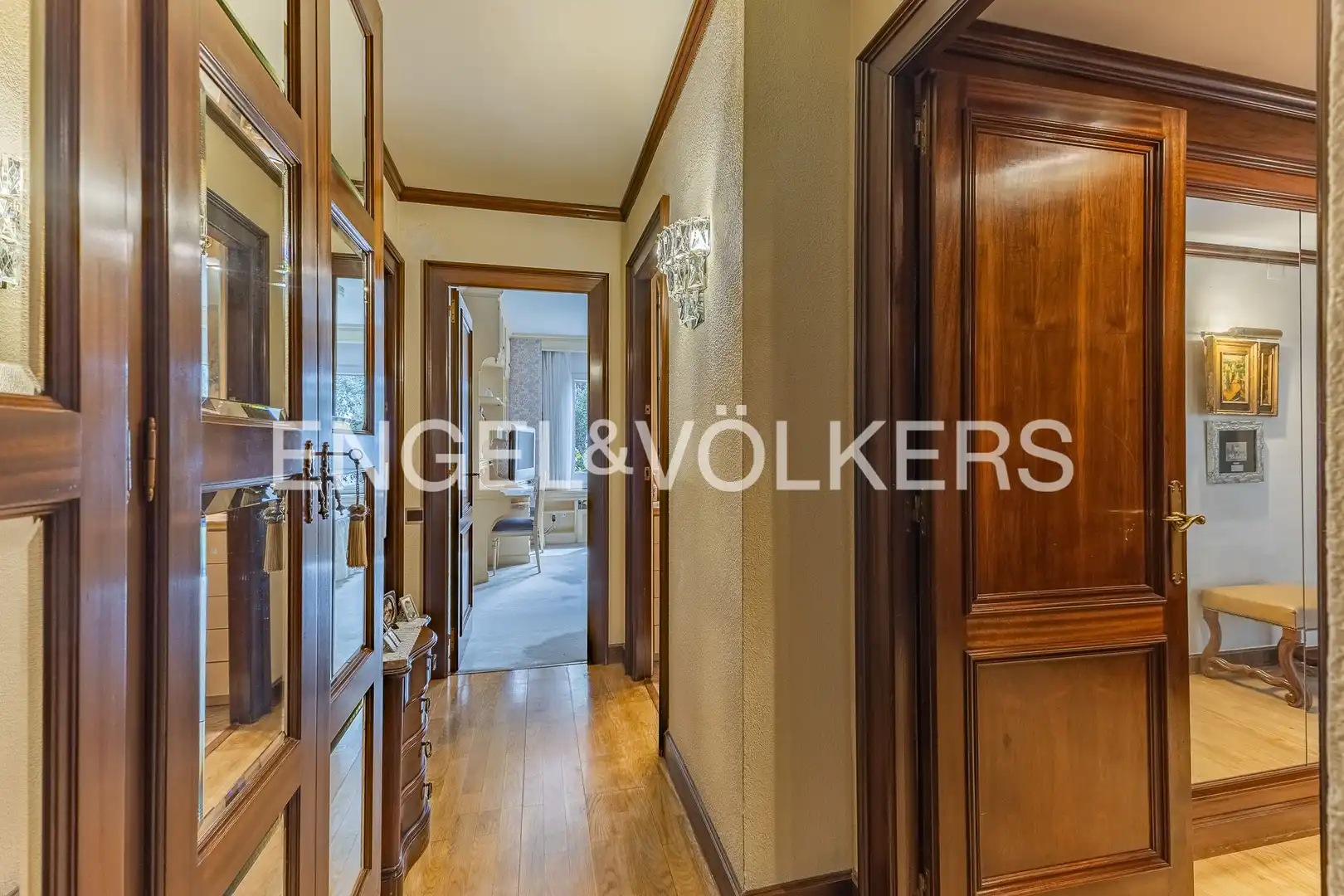 Casa o xalet en venda en Cerdanyola del Vallès amb Calefacció, Jardí privat i Parquet