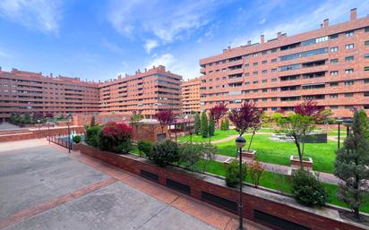 Außenansicht von Wohnung zum verkauf in Seseña mit Heizung, Terrasse und Abstellraum