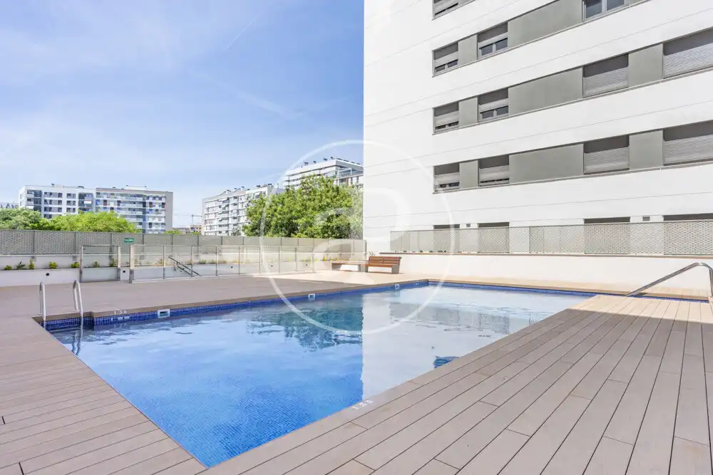 Piscina de Pis en venda en Valencia amb Aire condicionat, Calefacció i Jardí privat