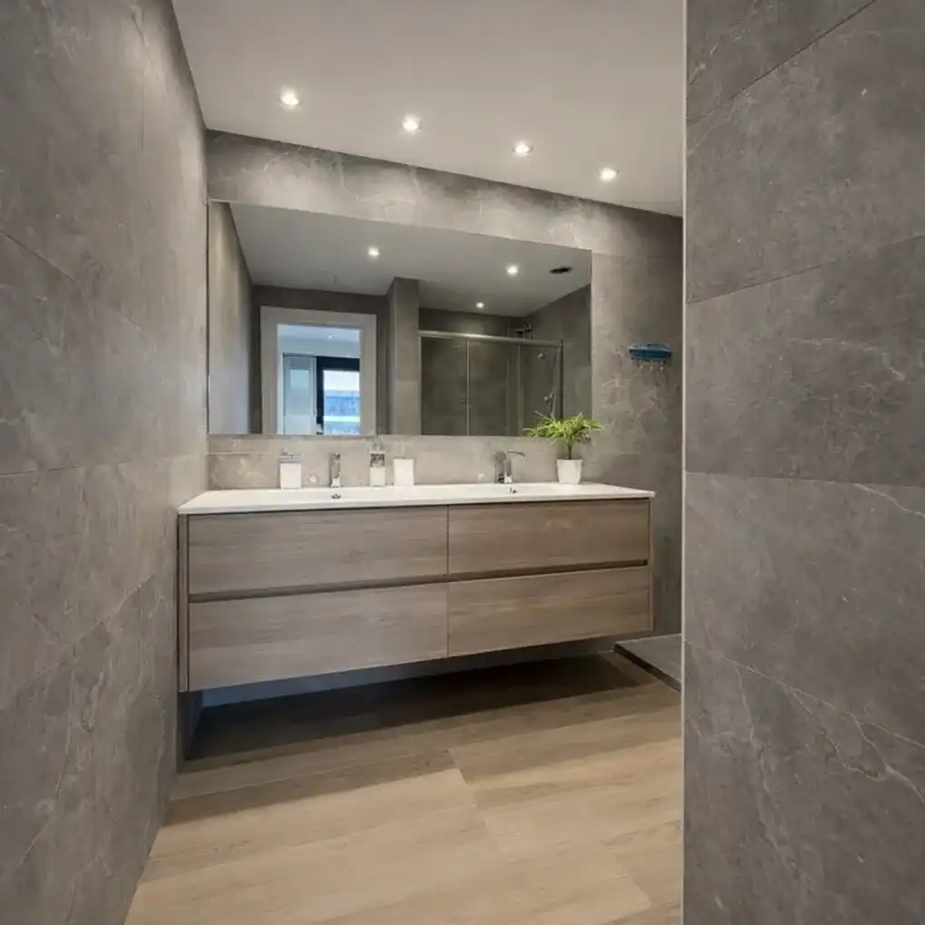 Badezimmer von Wohnung zum Verkauf in Vitoria - Gasteiz mit Heizung, Terrasse und Abstellraum