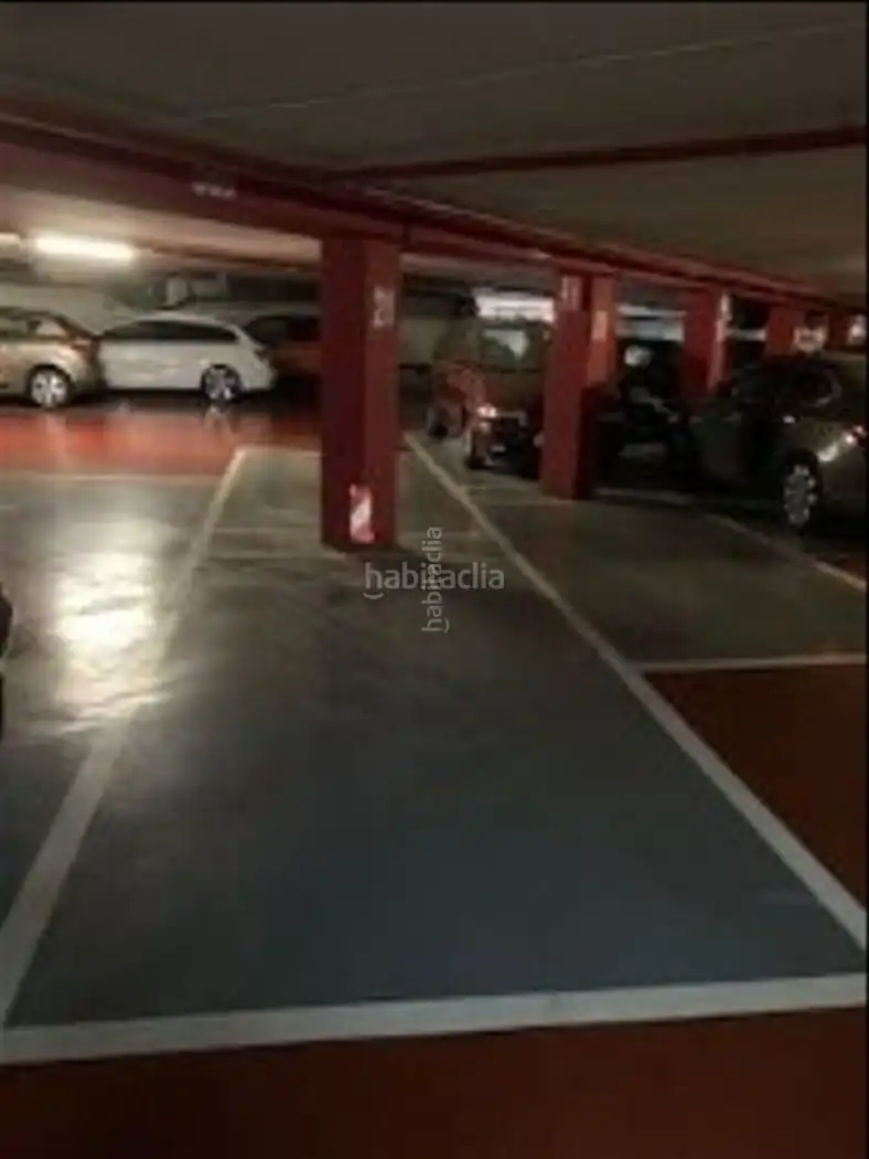 Einzelparkplatz zum Verkauf in Rambla del Brasil 85