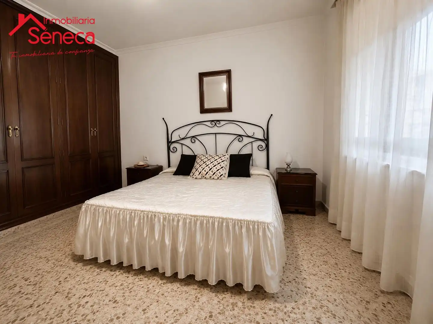 Bedroom of Flat for sale in Córdoba  with Air Conditioner