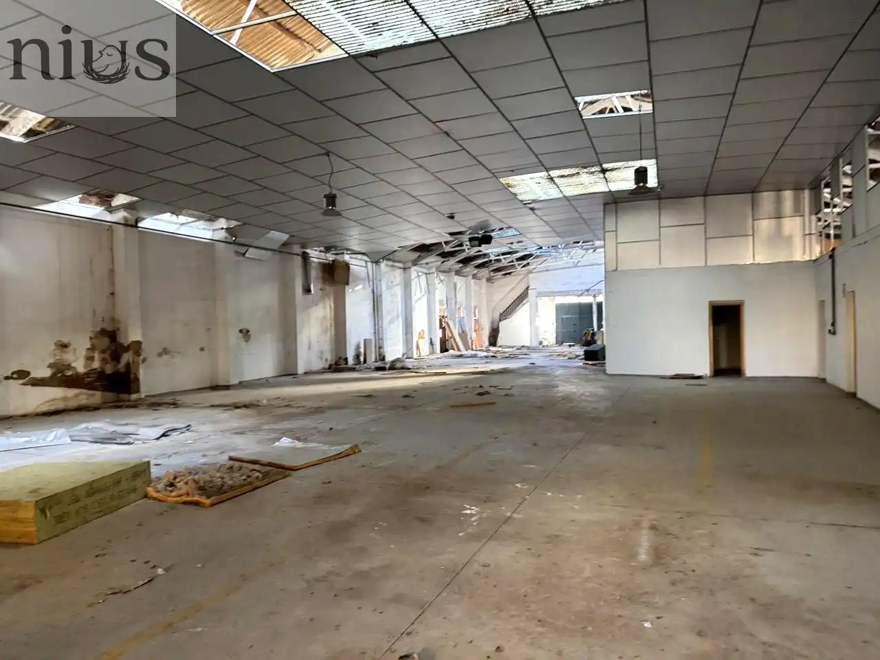 Nave industrial en venta en Silla