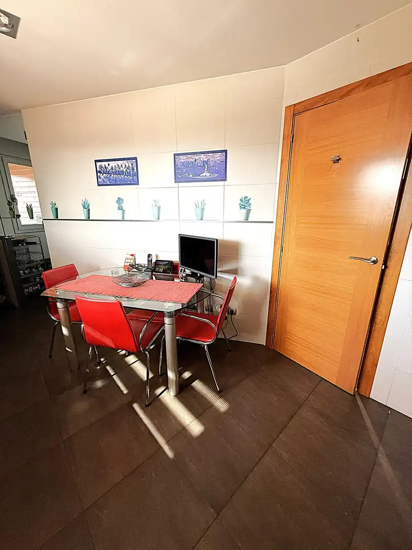 Dining room of Attic for sale in Valls  with Air Conditioner, Heating and Private garden