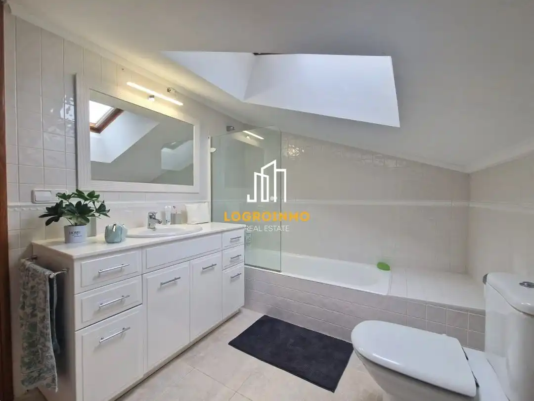 House with pool for sale in Avda. Madrid, imagen 46