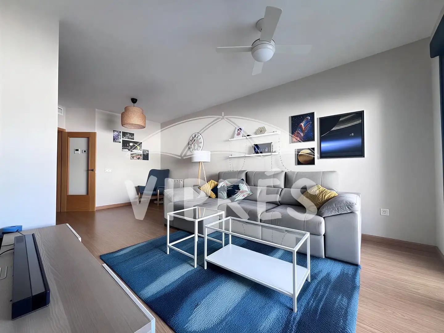 Sala de estar de Piso en venta en Cáceres con Trastero, Piscina y Amueblado