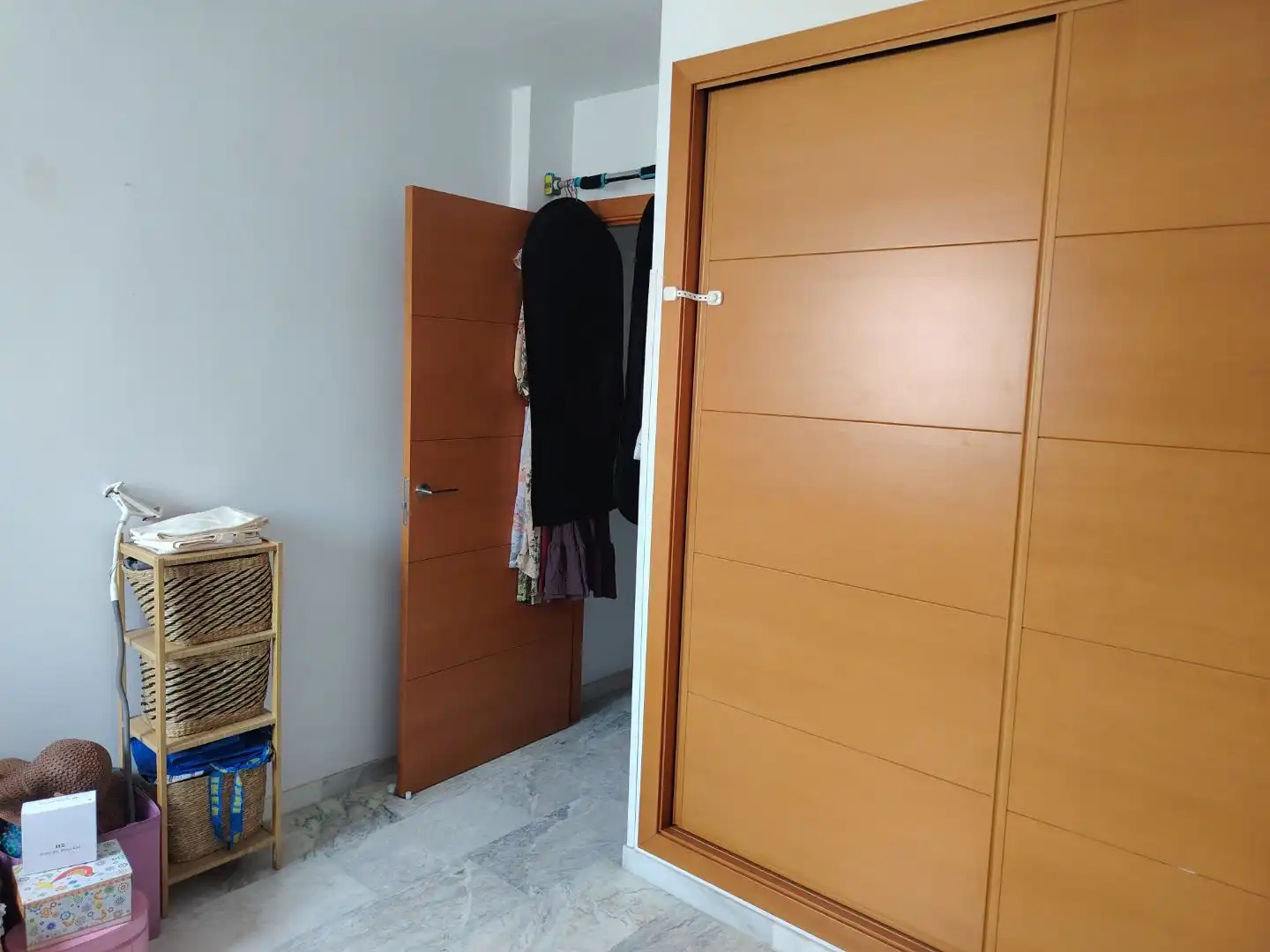 Flat for sale in  Sevilla Capital  with Air Conditioner and Balcony