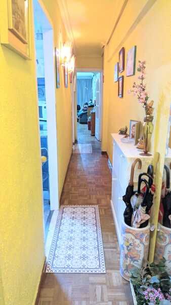 Flat for sale in  Madrid Capital  with Heating