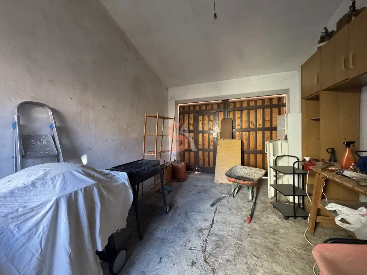 Casa o chalet en venta en Alcazarén con Calefacción, Terraza y Trastero