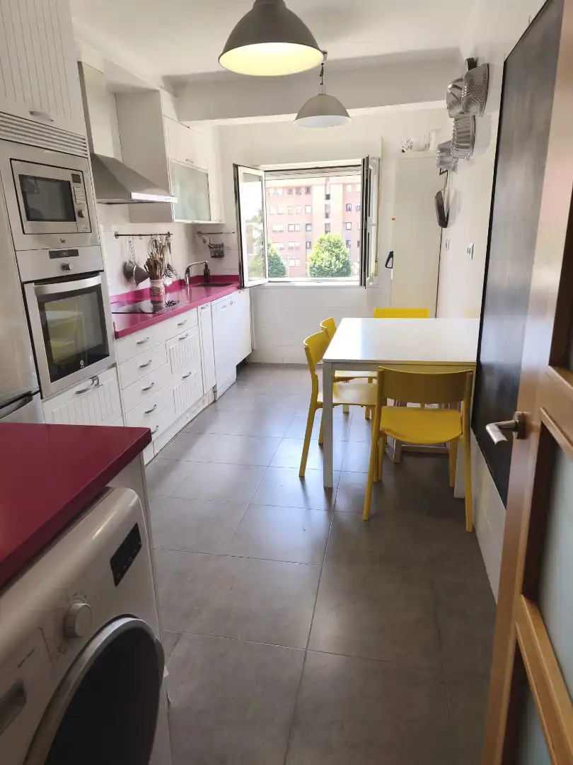 Kitchen of Flat for sale in Gijón   with Heating, Oven and Washing machine