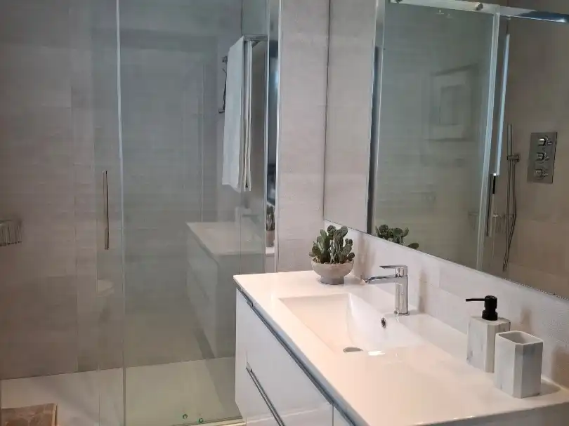 Bathroom of Houses for rent in La Zubia  with Air Conditioner, Heating and Private garden