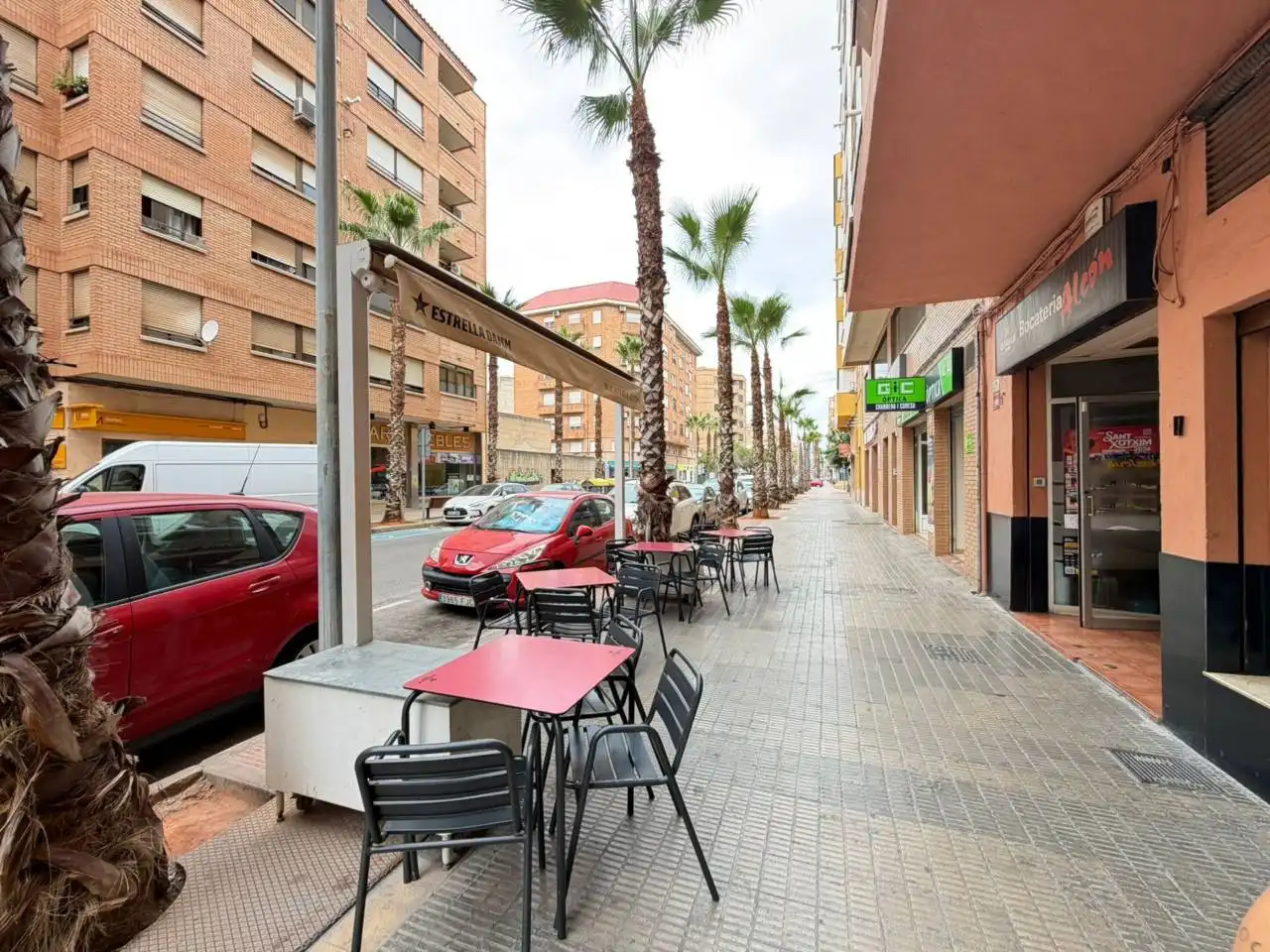 Exterior view of Flat for sale in Vila-real  with Storage room, Furnished and Balcony