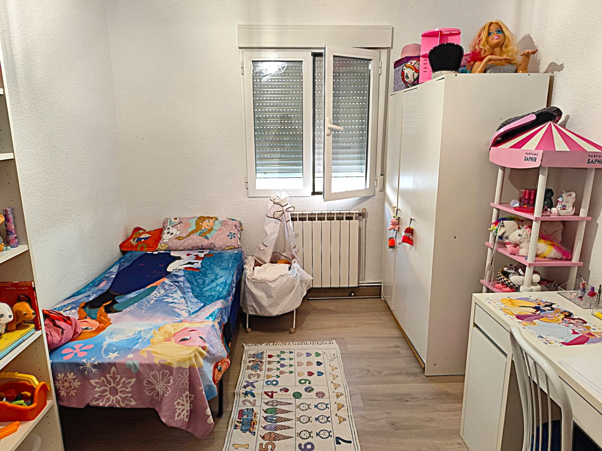 Habitación de Casa o chalet en venta en Ciruelos con Calefacción, Parquet y Trastero